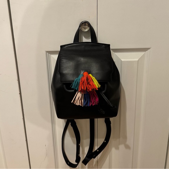 Rebecca Minkoff Handbags - Rebecca Minkoff very good condition leather backpack